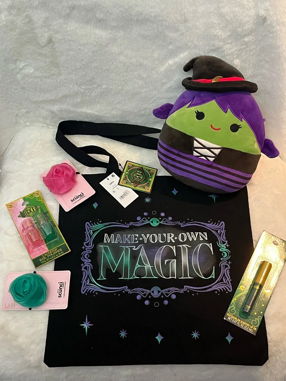 Make Your Own Magic Black Wicked Tote Bag - Accessories Bundle - Picture 2 of 5